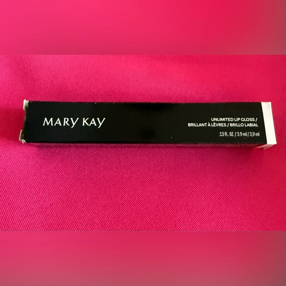 Mary Kay Unlimited Lip Gloss Nude Blush New in Box